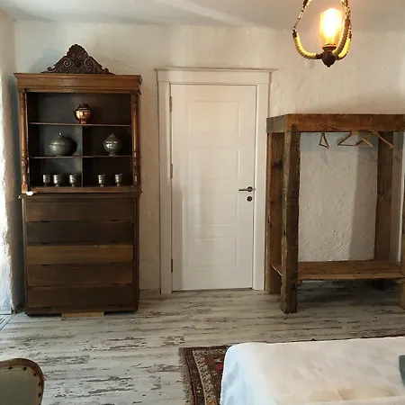 Livan Deluxe 阿拉恰特