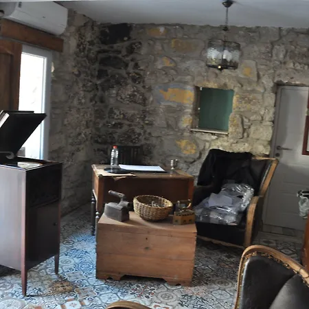 Livan Deluxe Alaçatı