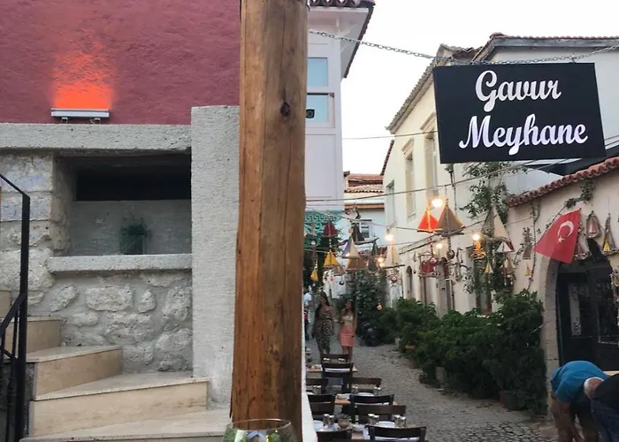 Hotel Livan Deluxe 3*