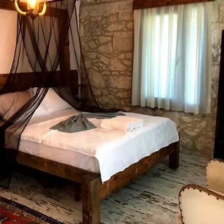 Livan Deluxe Hotel