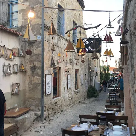 Livan Deluxe فندق 3*