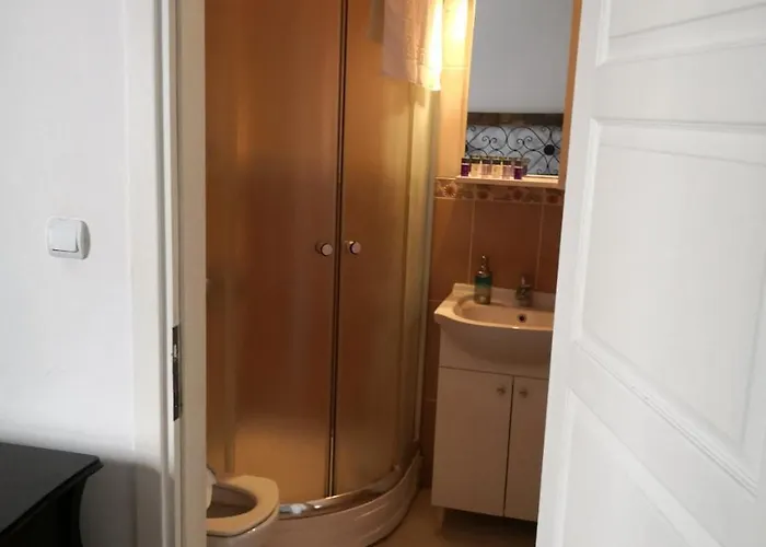 Livan Deluxe Отель 3*